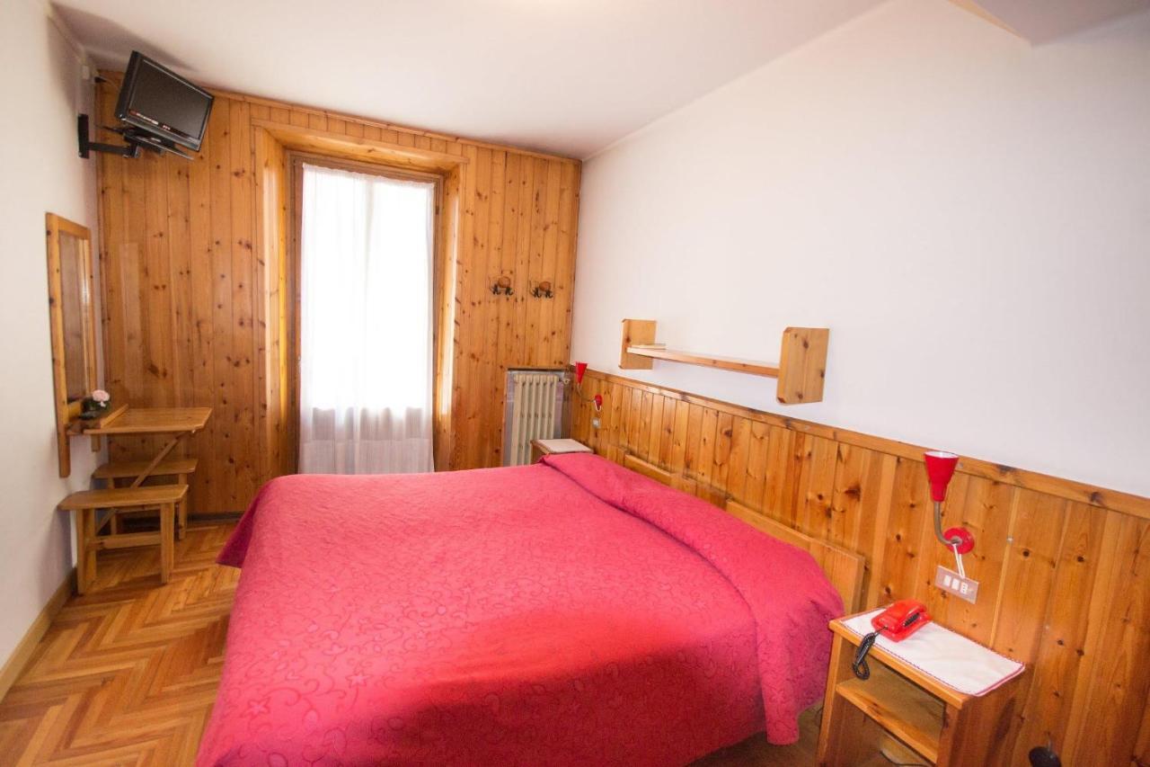 Meuble Albergo Dante Bormio Dış mekan fotoğraf