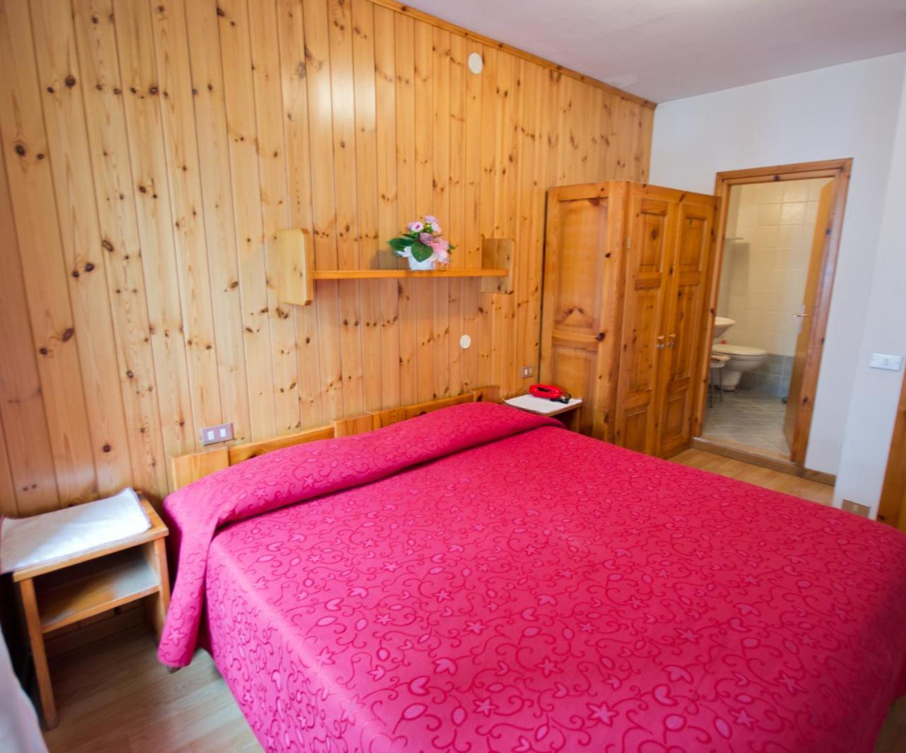 Meuble Albergo Dante Bormio Dış mekan fotoğraf