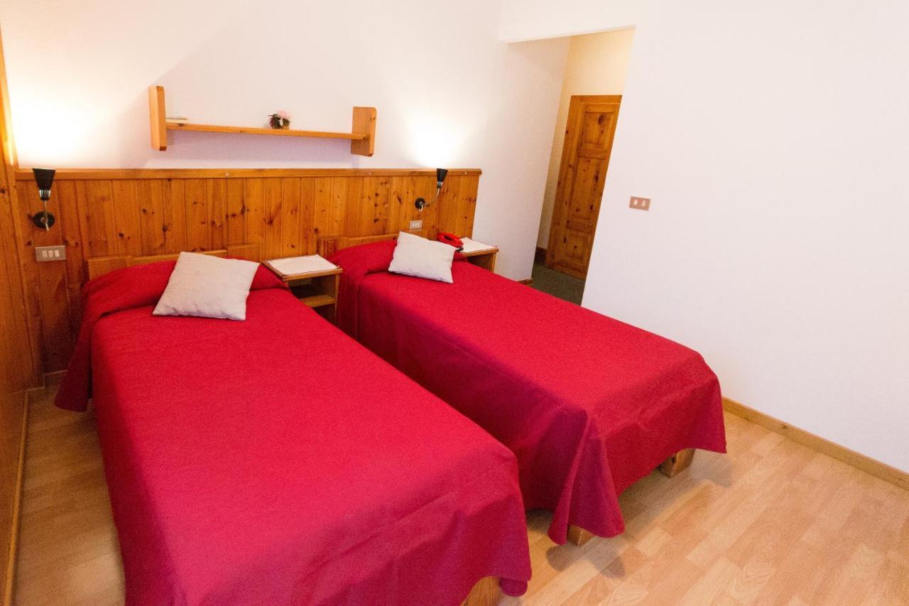 Meuble Albergo Dante Bormio Dış mekan fotoğraf