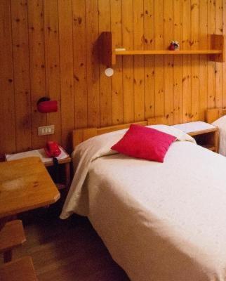 Meuble Albergo Dante Bormio Dış mekan fotoğraf